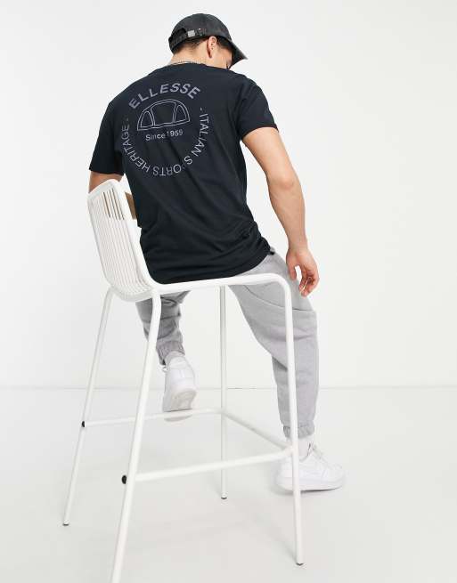 ellesse - Sort T-shirt med rygprint