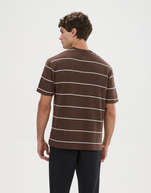 ellesse Verri tee in dark brown, 2 of 4
