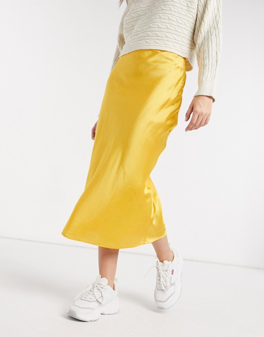 Elvi bias cut skirt in yellow