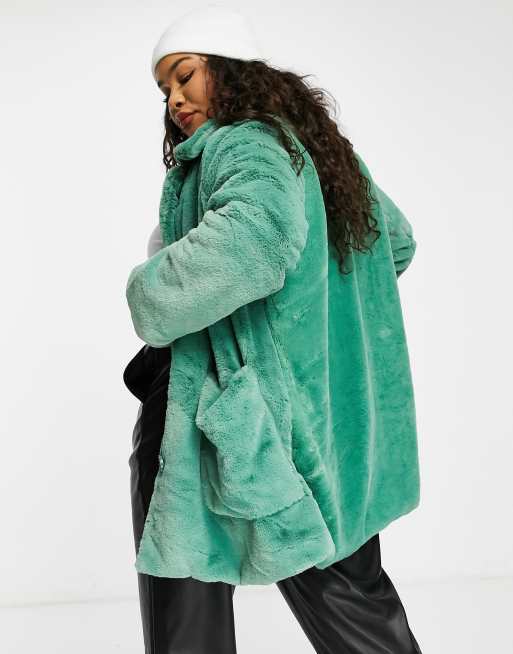 Elvi Plus – Mantel aus Kunstpelz in Mintgrün, 2 von 4
