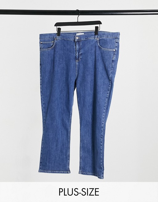 Elvi Plus straight legs jeans in midwash blue