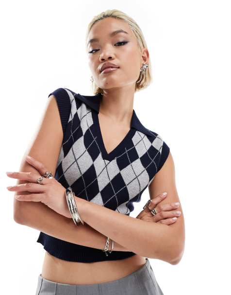 Emory Park argyle v-neck jumper in deep navy - view 1