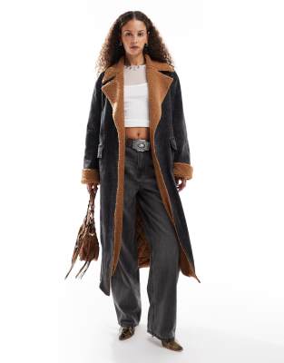 belted faux shearling and denim overcoat in washed black