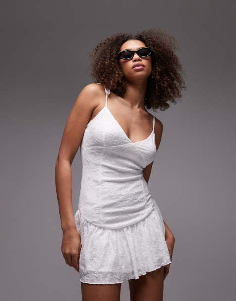 Emory Park – Camisole-Minikleid in Weiß aus Spitze mit Bindeträgern - view 1