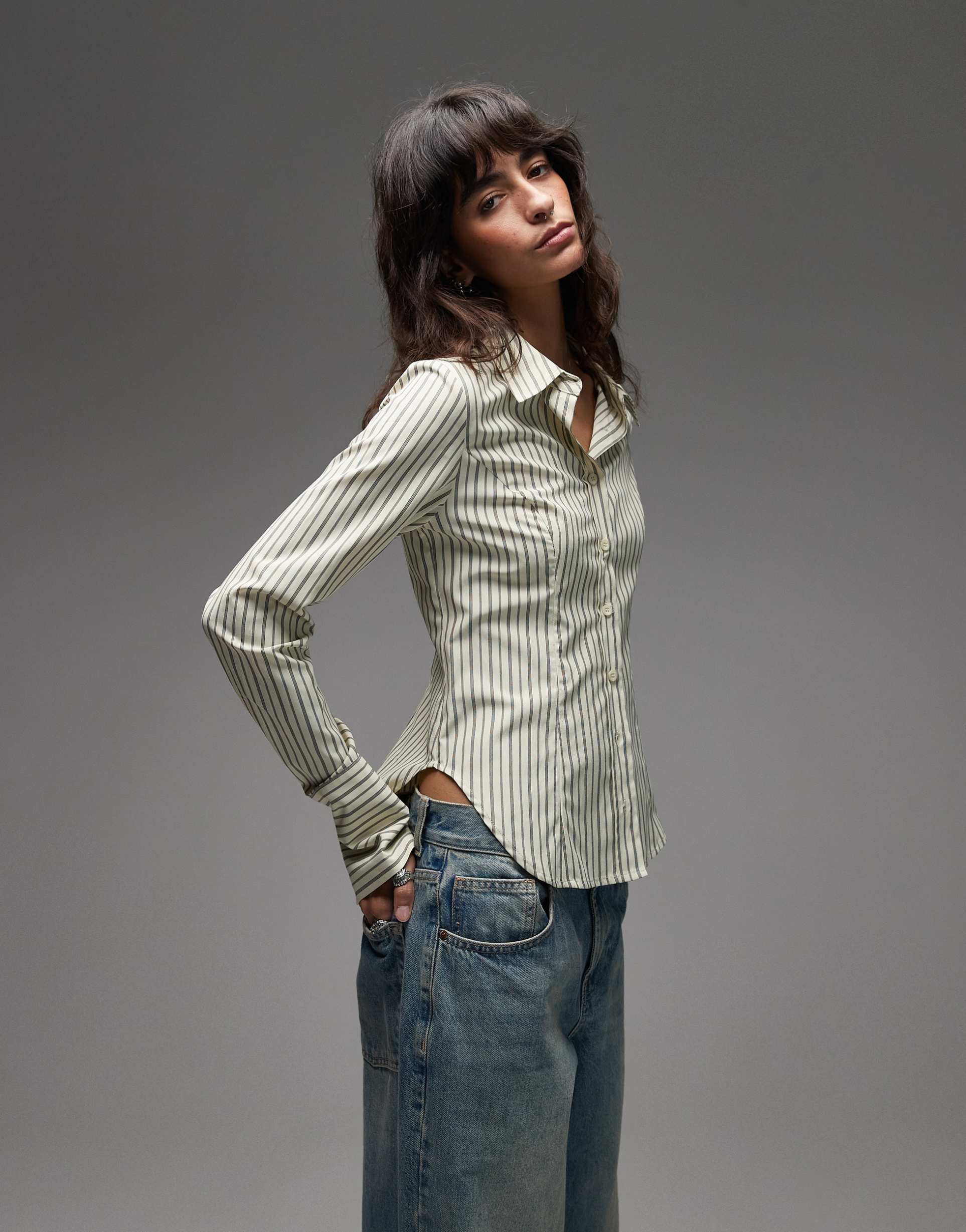 emory park fitted striped shirt in taupe