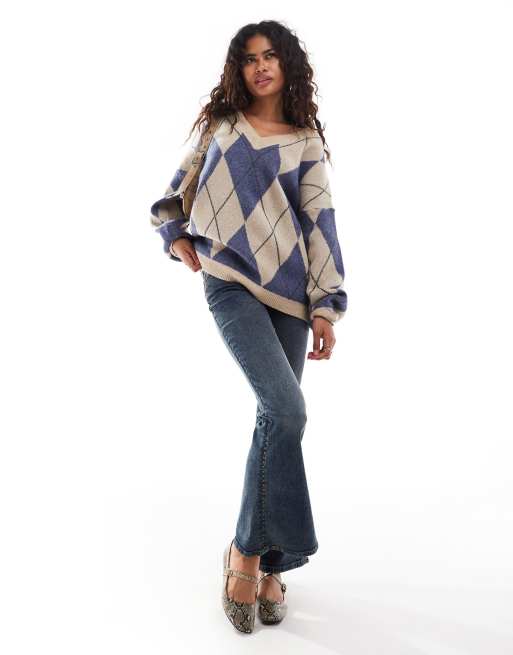 Emory Park oversized v-neck argyle jumper in blue , 2 of 4