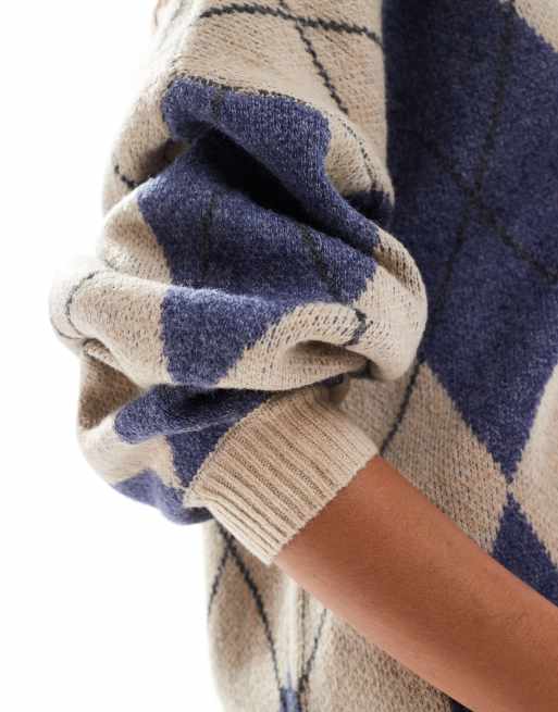 Emory Park oversized v-neck argyle jumper in blue , 4 of 4