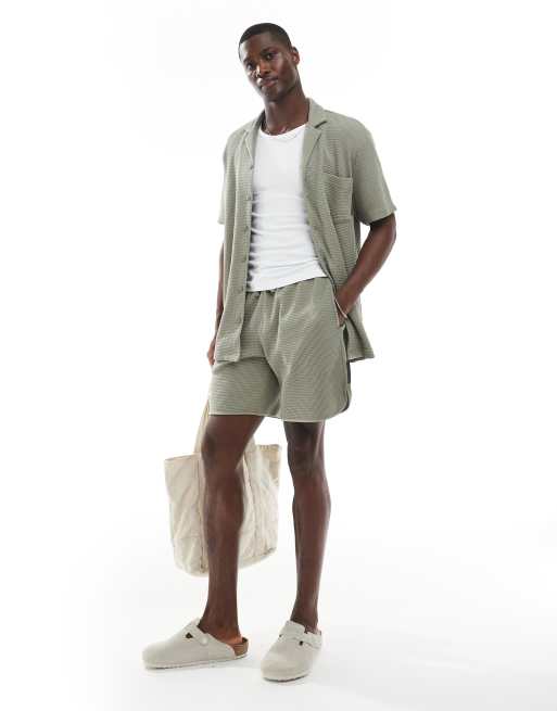 Emporio Armani - Bodywear - Short confort d'ensemble en tissu gaufré avec logo - Vert kaki