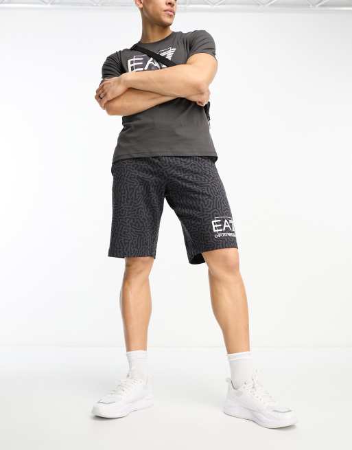 Ea7 tape hot sale shorts