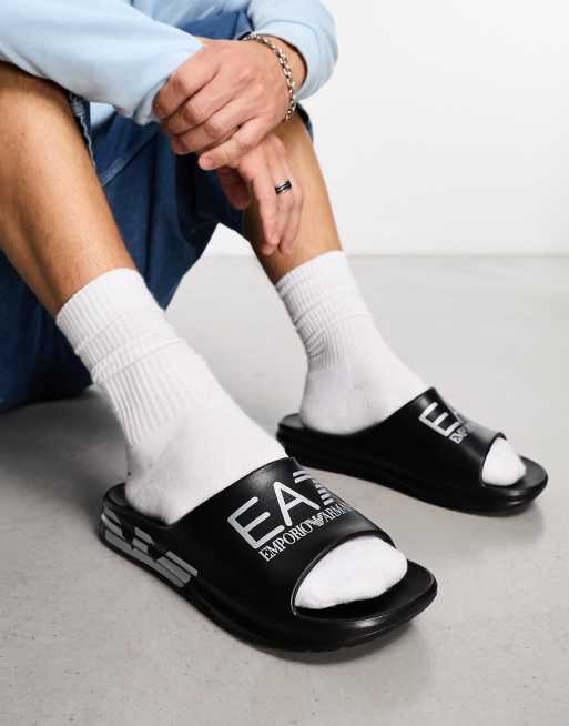 Emporio Armani – EA7 – Slider in Schwarz mit dicker Sohle
