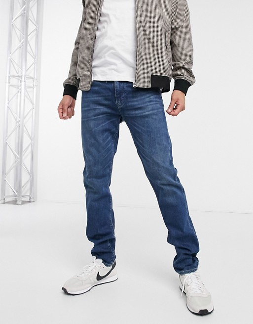 Emporio Armani J06 slim fit jeans in light wash