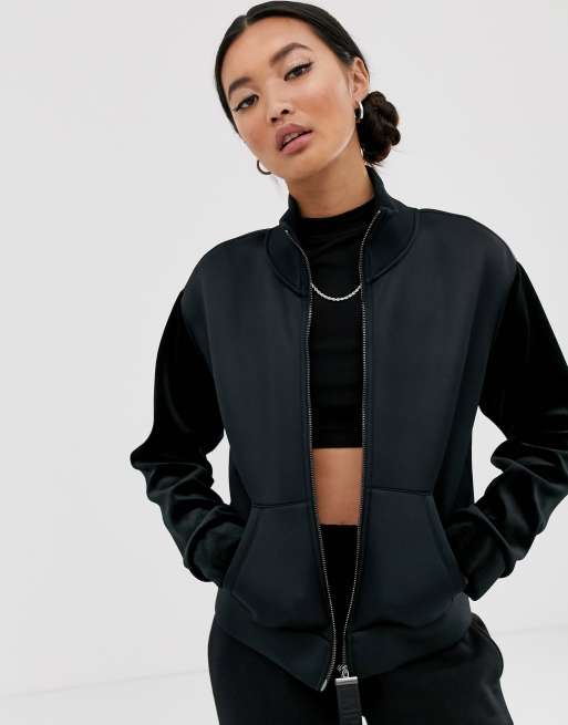 Emporio Armani – Jacke mit Samtärmeln | ASOS