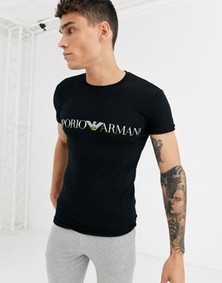 Emporio Armani – Svart, mysig t-shirt i slim fit med stor logga