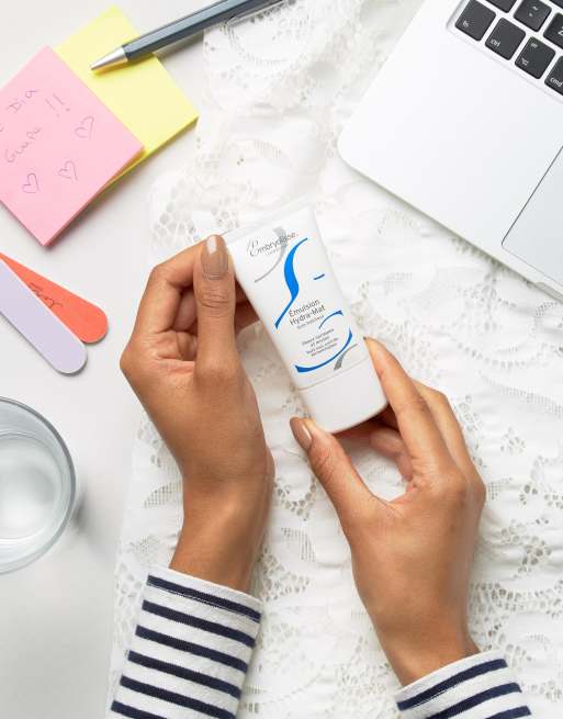 Emulsión refrescante de 40 ml Hydra Mat de Embryolisse, 4 de 4