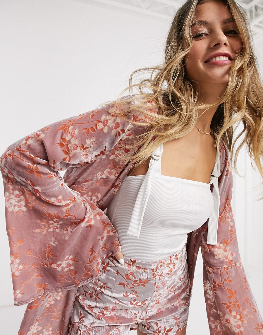 En Creme – Blommig kimono-Flerfärgad