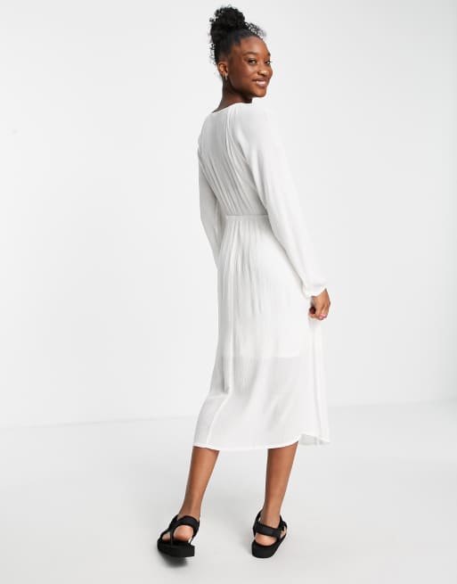 En Crème - Robe babydoll longue à manches longues avec détails brodés, 2 de 4