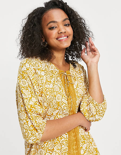 Women En Crème smock blouse in yellow paisley with neck detail co-ord 