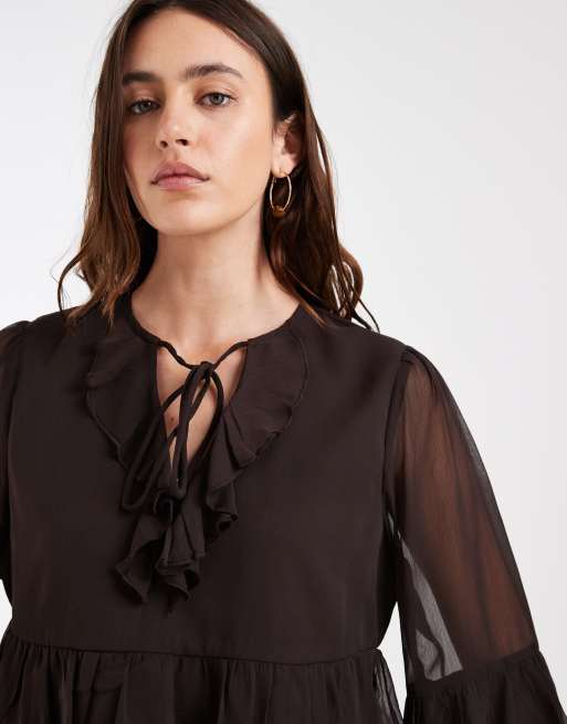 endast blus med volangdetalj i brun, 3 av 4