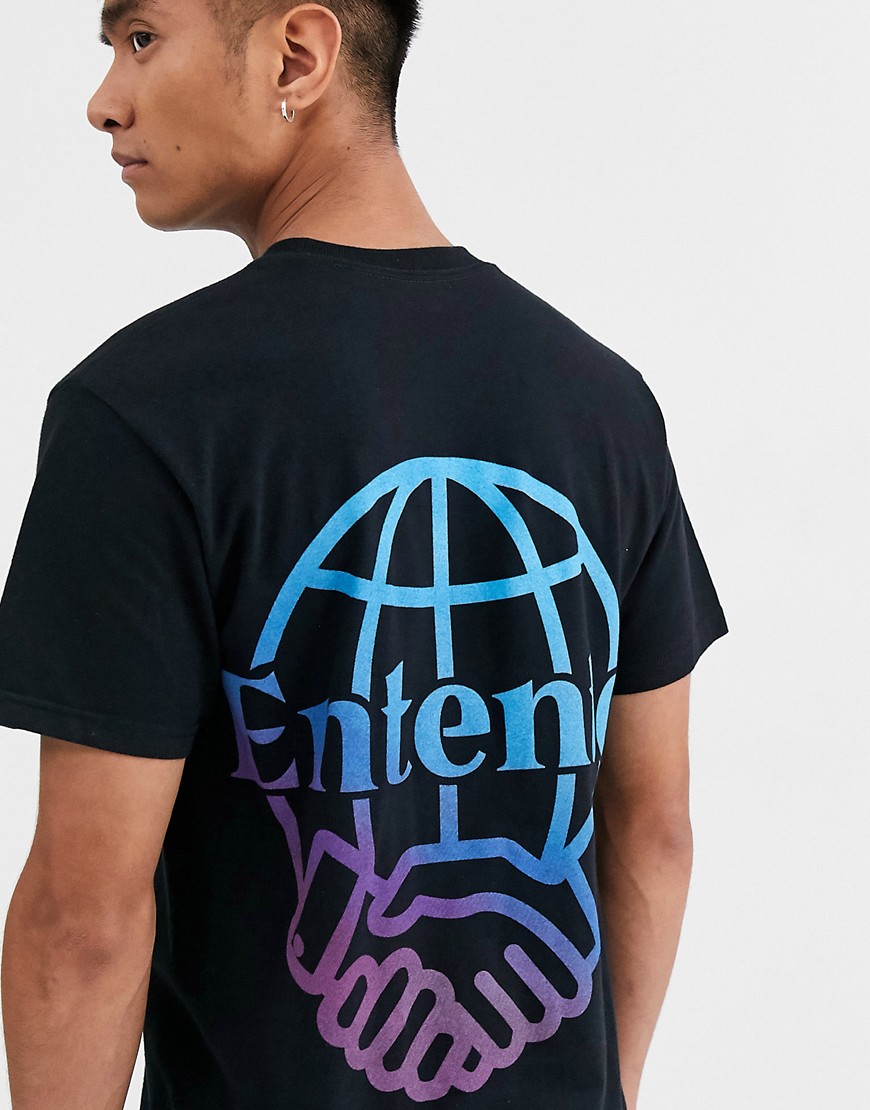 Entente – Svart t-shirt med ombréfärgad logga