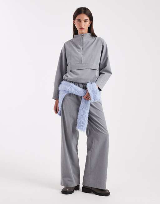 Esclusiva 4th & Reckless - Coordinato grigio sartoriale con giacca con collo a imbuto e pantaloni a fondo ampio con fermacorda e cuciture a contrasto