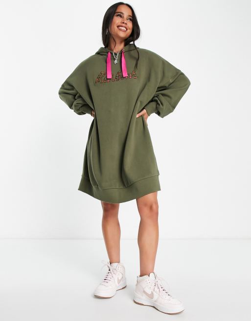 Esclusiva Barbour x ASOS - Stephanie - Vestito felpa con cappuccio color kaki