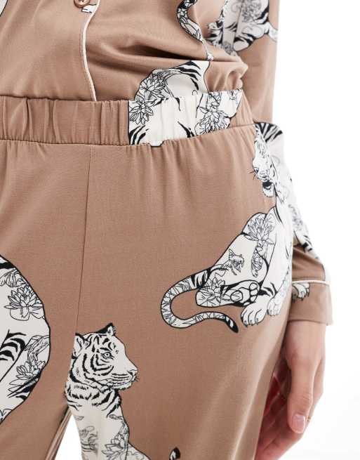 Esclusiva Chelsea Peers Pigiama in poliestere marrone cioccolato