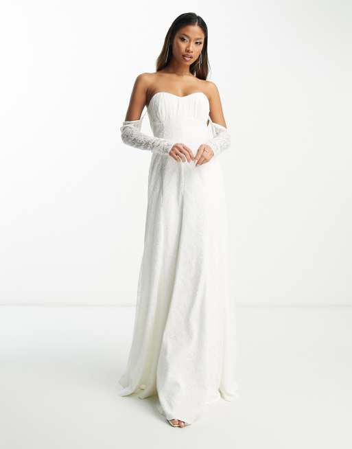 Esclusiva Forever New - Vestito lungo da sposa color avorio in pizzo con spalle scoperte