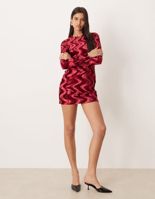 Esclusiva Ghospell - Cecily - Vestito corto in velluto bordeaux a spina di pesce, 2 di 4