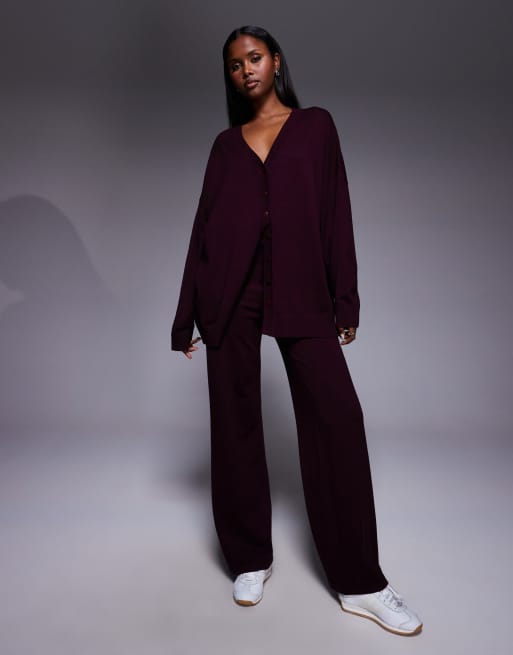 Esclusiva Kaiia - Coordinato in maglia bordeaux con cardigan comodo taglio lungo e pantaloni con fondo ampio