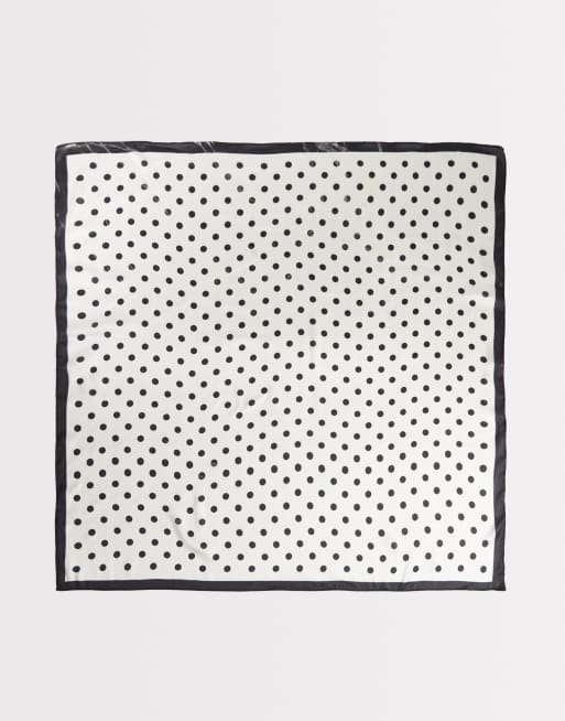Esclusiva Kaiia - Sciarpa in raso color crema e nero a pois, 3 di 3