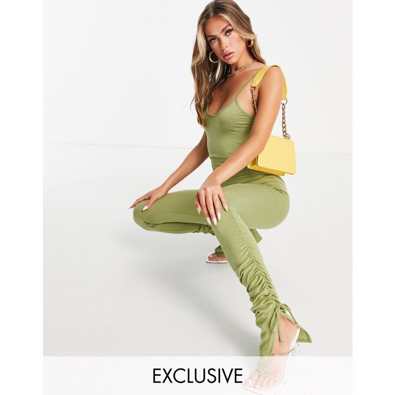 Donna Tute jumpsuit e corte Esclusiva Missyempire - Tuta jumpsuit con spalline sottili e arricciatura sulla gamba color oliva 