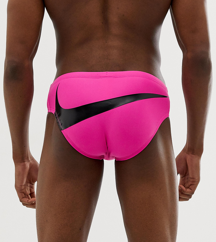 Esclusiva Nike Swimming - Boxer aderenti con logo Nike grande rosa NESS9098-654