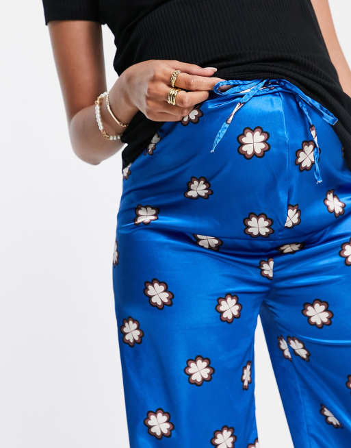 Esclusiva Queen Bee - Pantaloni a fondo ampio cobalto con stampa geometrica in coordinato, 3 di 4