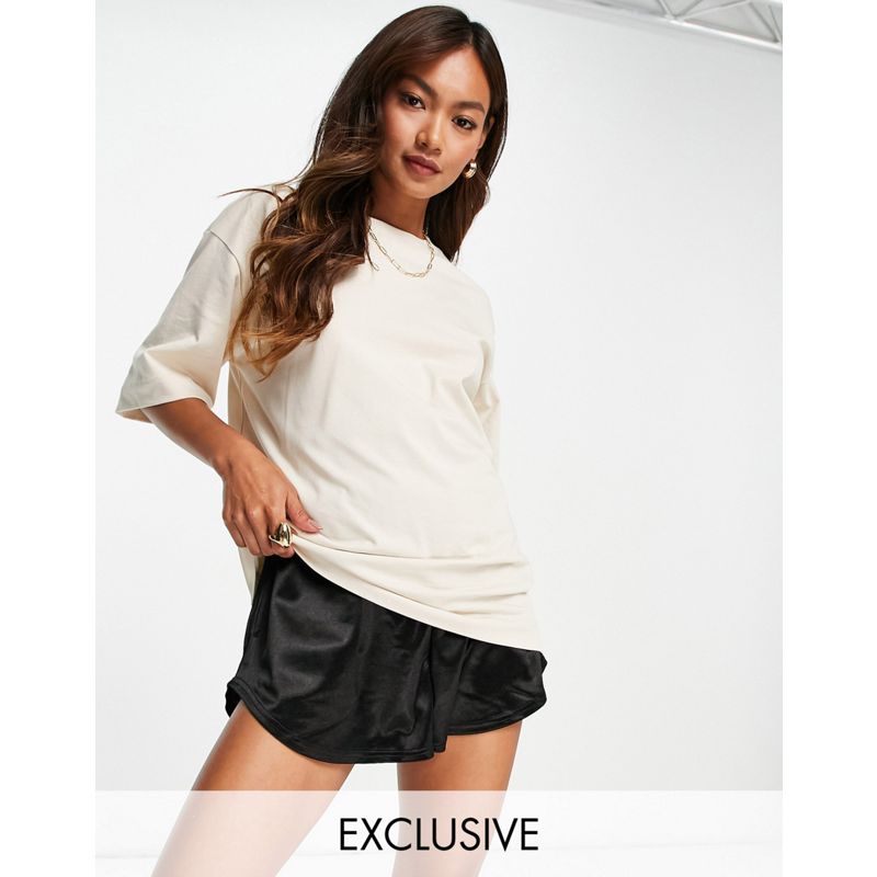 Donna  Esclusiva Selected - Coordinato con t-shirt, felpa e pantaloncini oversize unisex in cotone organico 