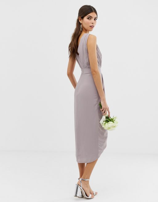 Esclusiva TFNC - Vestito midi a portafoglio da damigella con decorazioni sulla spalla grigio, 2 di 4