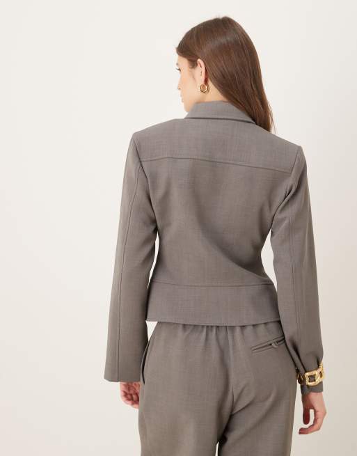 Esclusiva Wanderdoll - Gabriella - Camicia grigia con zip e laccetto rimovibile in coordinato, 3 di 4