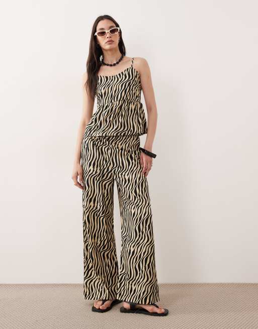 Esmée - Coordinato da spiaggia color crema zebrato