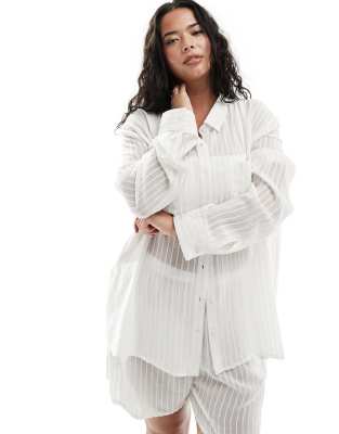 Esmée Curve - Camicia da mare oversize a maniche lunghe bianca a righe in coordinato
