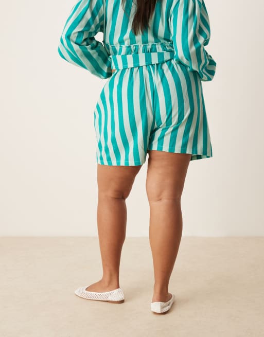 Esmee Curve Exclusive beach short co-ord in green stripe, 3 of 5