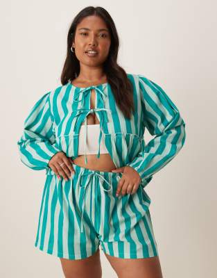 Exclusive beach shorts in green stripes - part of a set