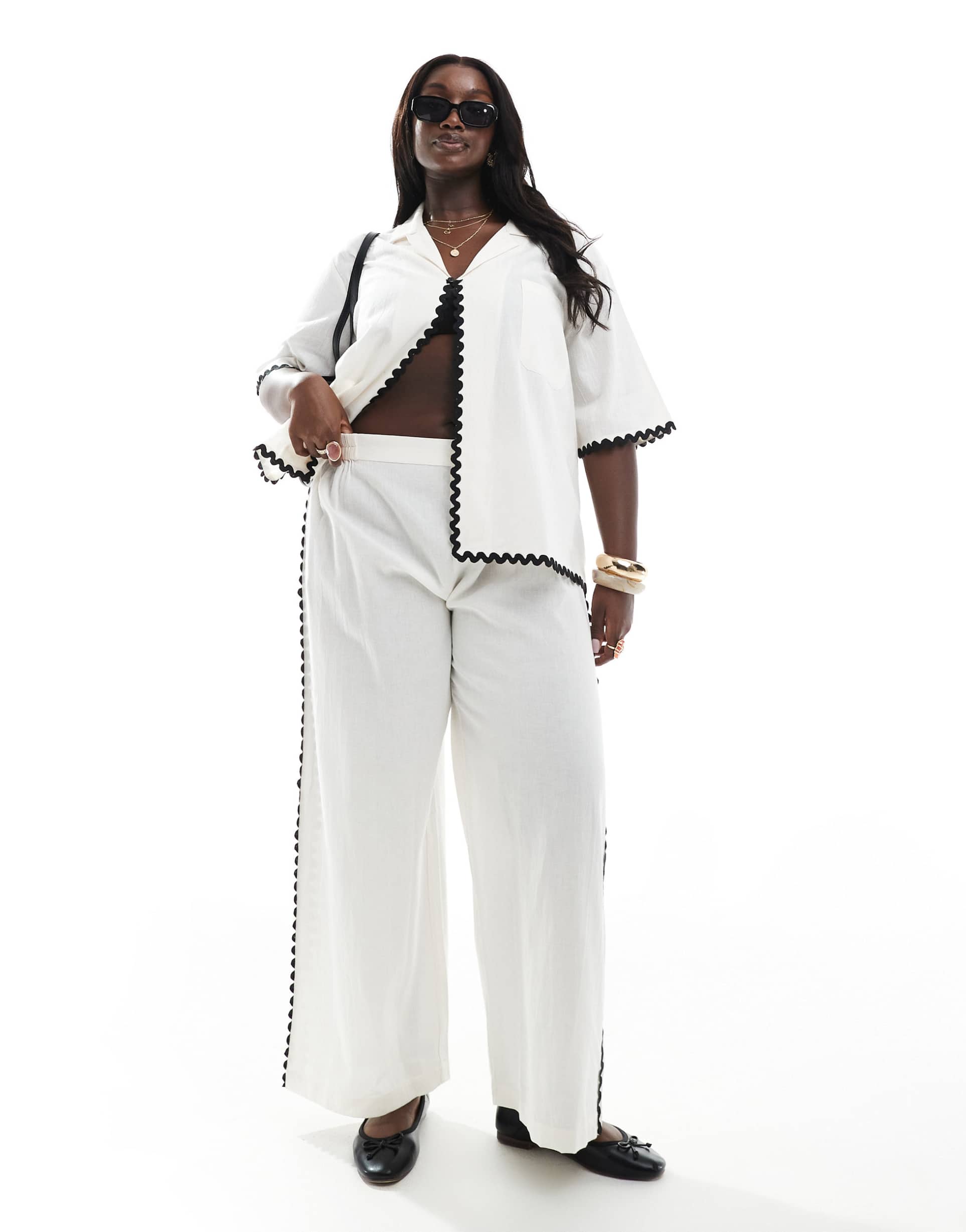 esmee curve exclusive rick-rack beach pants in white - part of a set