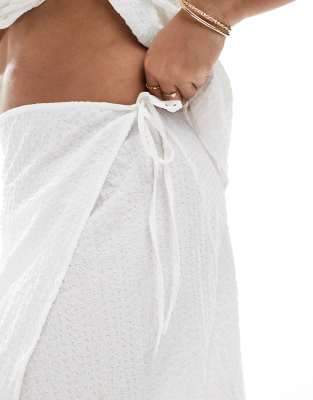Esmee Curve Esmée Curve Exclusive Tie Side Wrap Maxi Beach Skirt In White