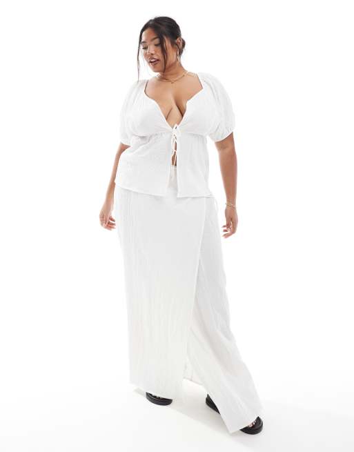 Esmée Curve Exclusive tie side wrap maxi beach skirt in white, 5 of 5