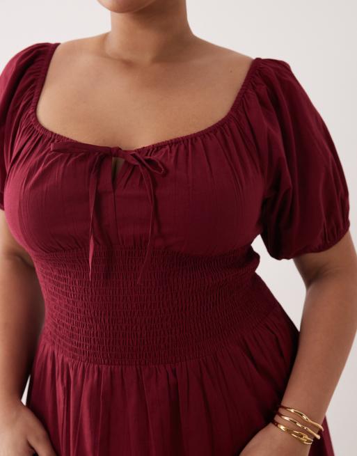 Esmee Curve – Maxi-Strandkleid in Kirschrot mit Puffärmeln und Schnürung vorne, 3 von 4