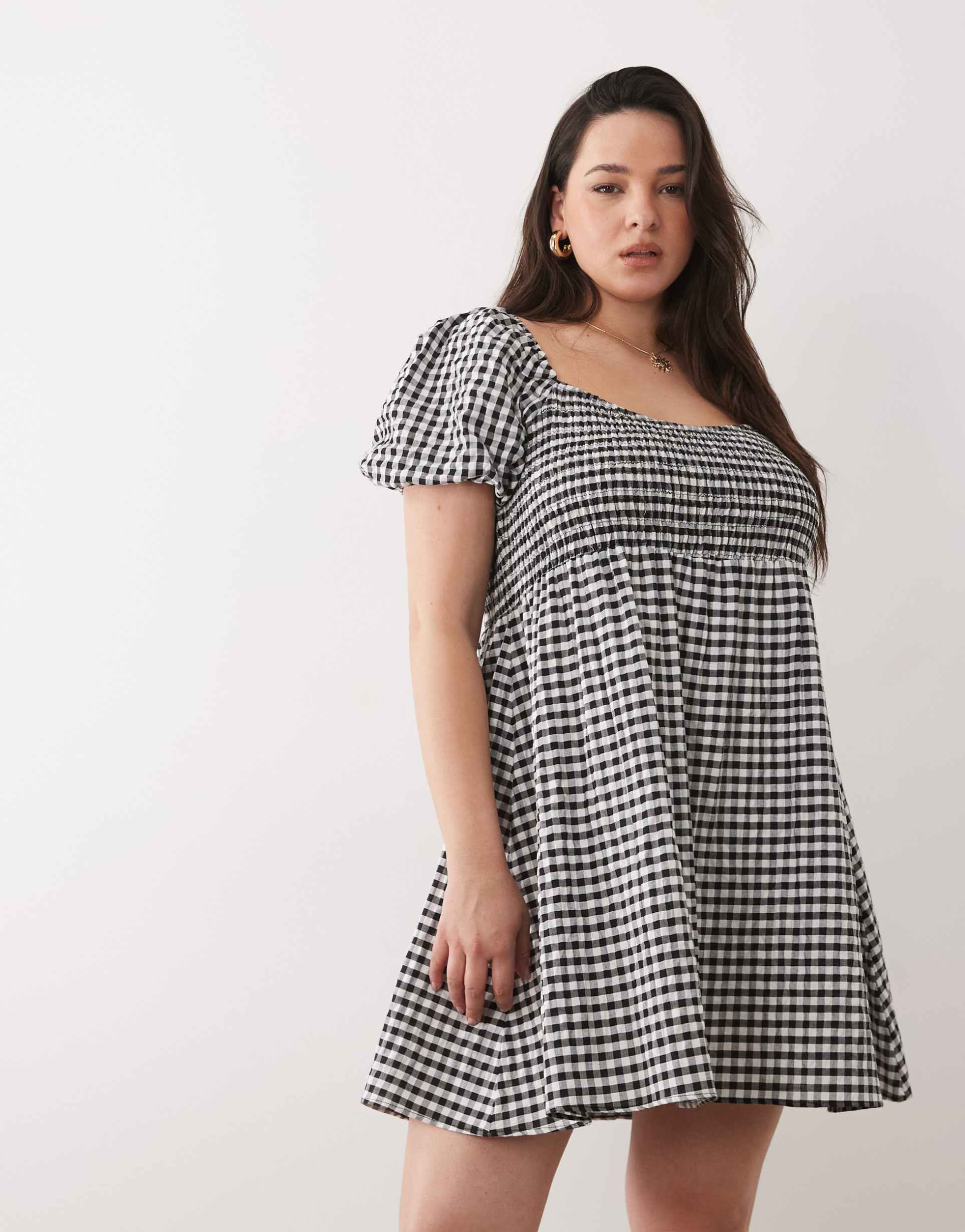 esmee curve mini beach dress in black & white gingham