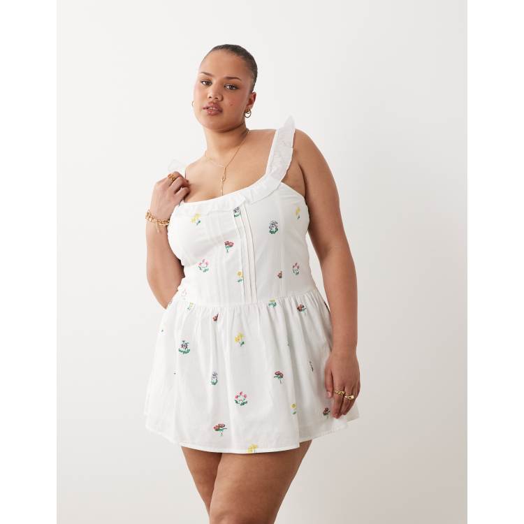 white beach dress plus size Trisha Plus Size White Bohemian Flare Sleeve Dress– Hello Curve main image 0