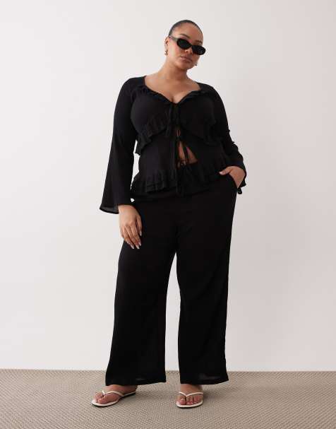 Esmee Curve tie front beach co-ord in black - view 1