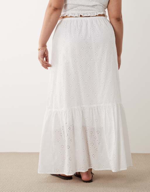 Esmee Curve tie front maxi broderie beach skirt in white, 4 of 5