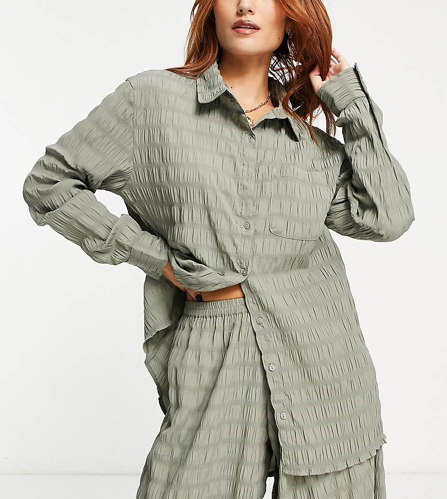 Esmee Exclusive beach textured shirt in aloe - part of a set-Green