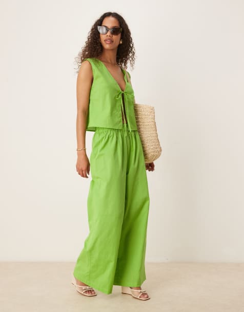 Esmee Exclusive linen look beach trousers in green - view 1